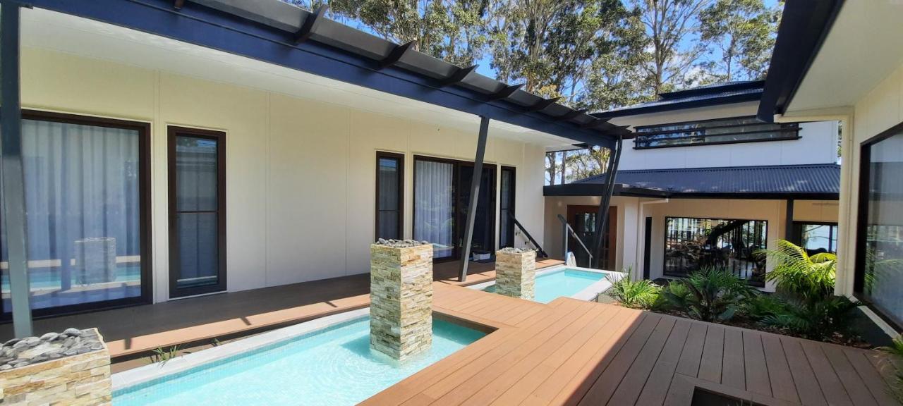 Luxury By The Basin Sanctuary Point Exterior photo